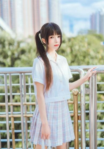 国产边高潮边打电话边出轨_1080在线手机播放