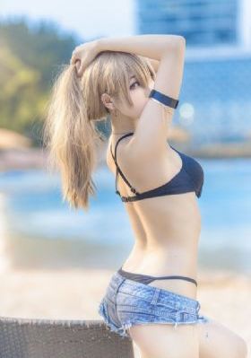 天天摸天天日天天射_1080在线播放观看